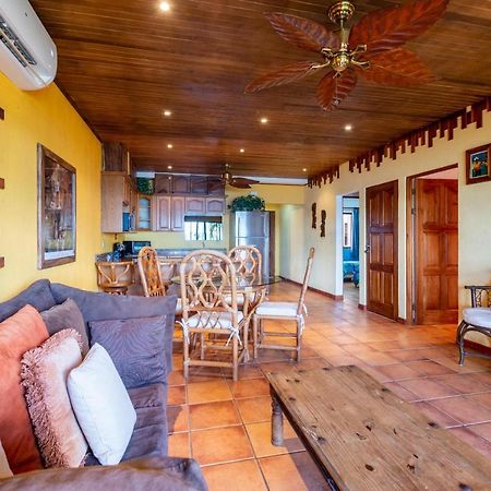 Warm Interiors And Orange Hues On Ground Floor In Front Of Beach 普拉亚弗拉明戈 外观 照片